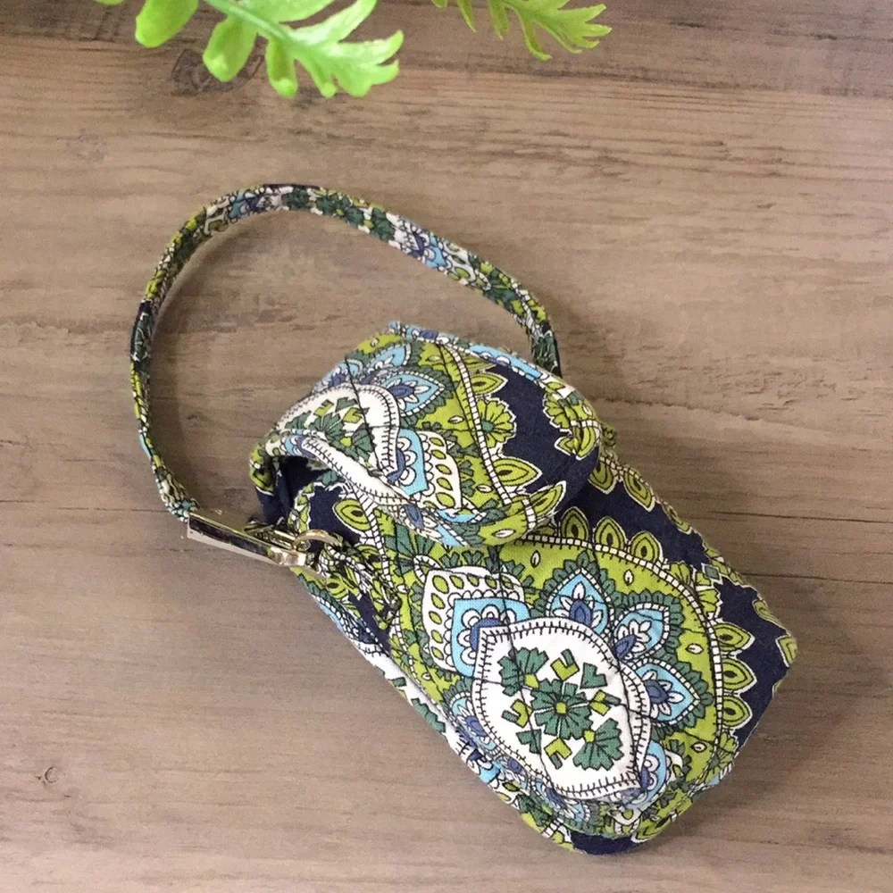 Vera Bradley Cambridge Phone Holder Retired - Picture 1 of 13
